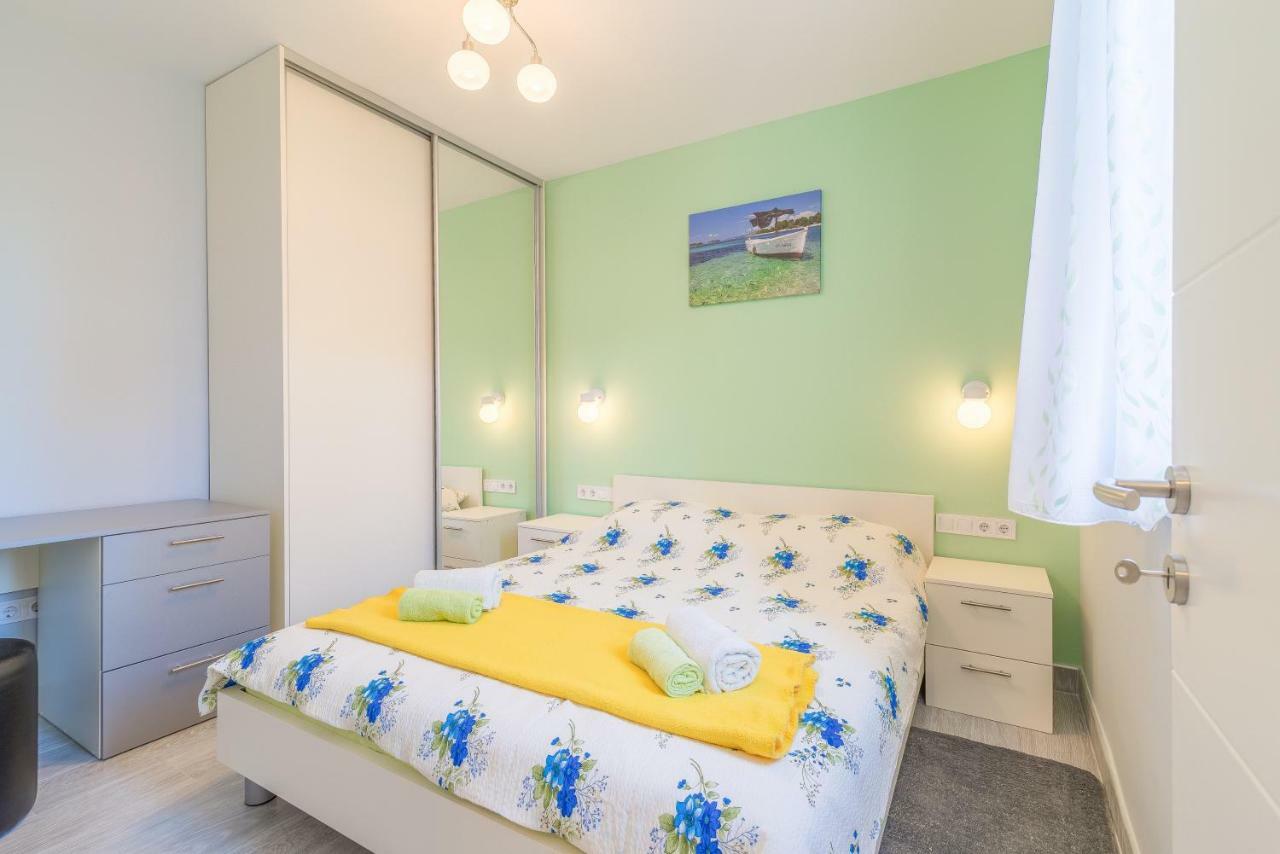 Ruzmarin - New Apartment Задар Екстериор снимка